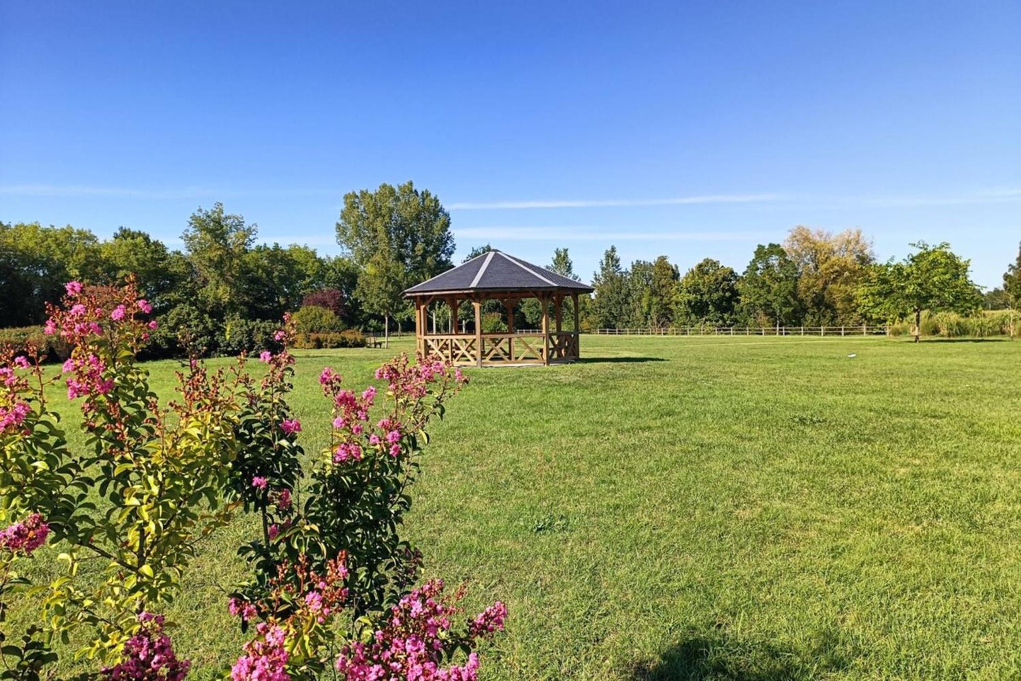 Du Petit Ruisseau 6,5km Du Zoo Holiday home Mareuil-sur-Cher
